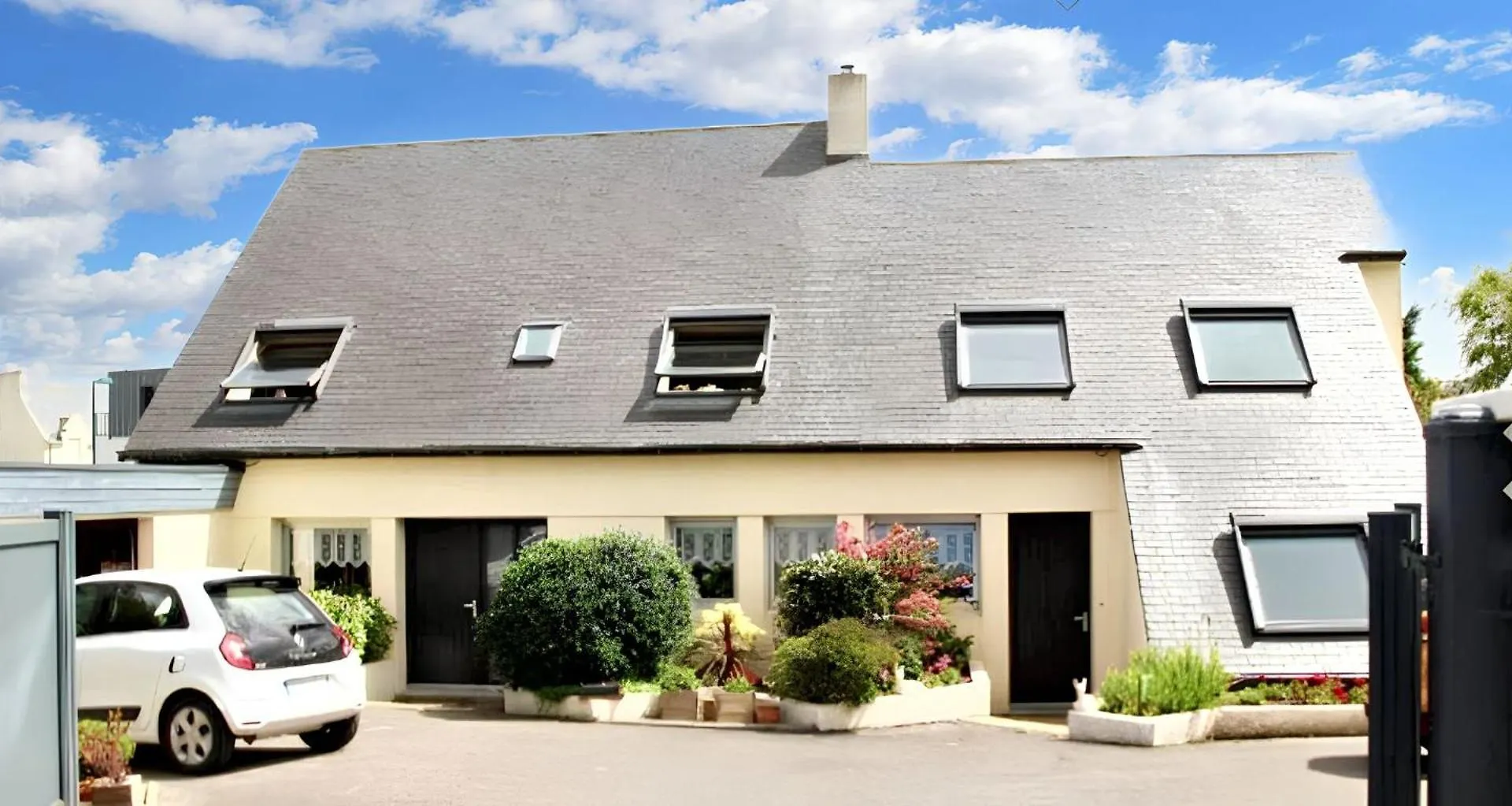 Maison Moderne A Saint-Pol-De-Leon Avec Jardin Prive