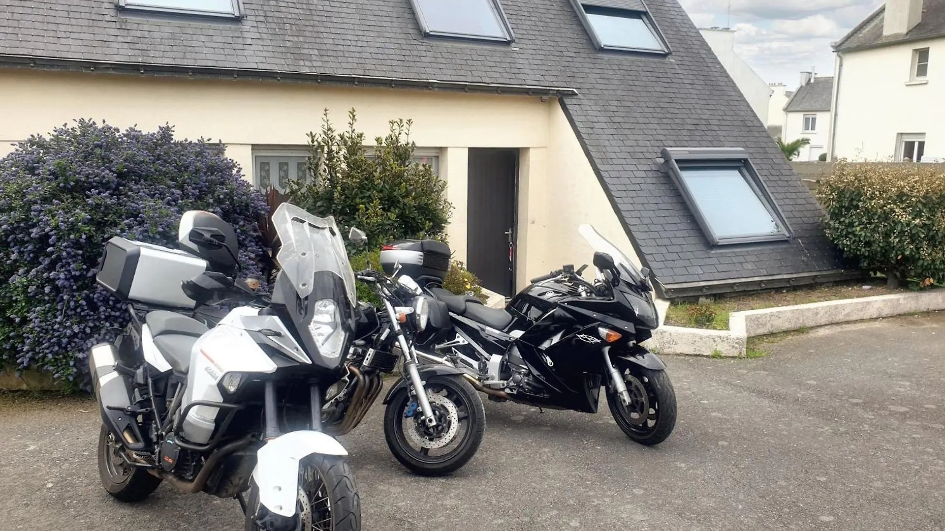 Maison Moderne A Saint-Pol-De-Leon Avec Jardin Prive Holiday home